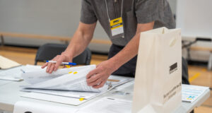 More Than 150 Ballot Workers Needed In Drumheller-Stettler For Oct. 19 Referendum